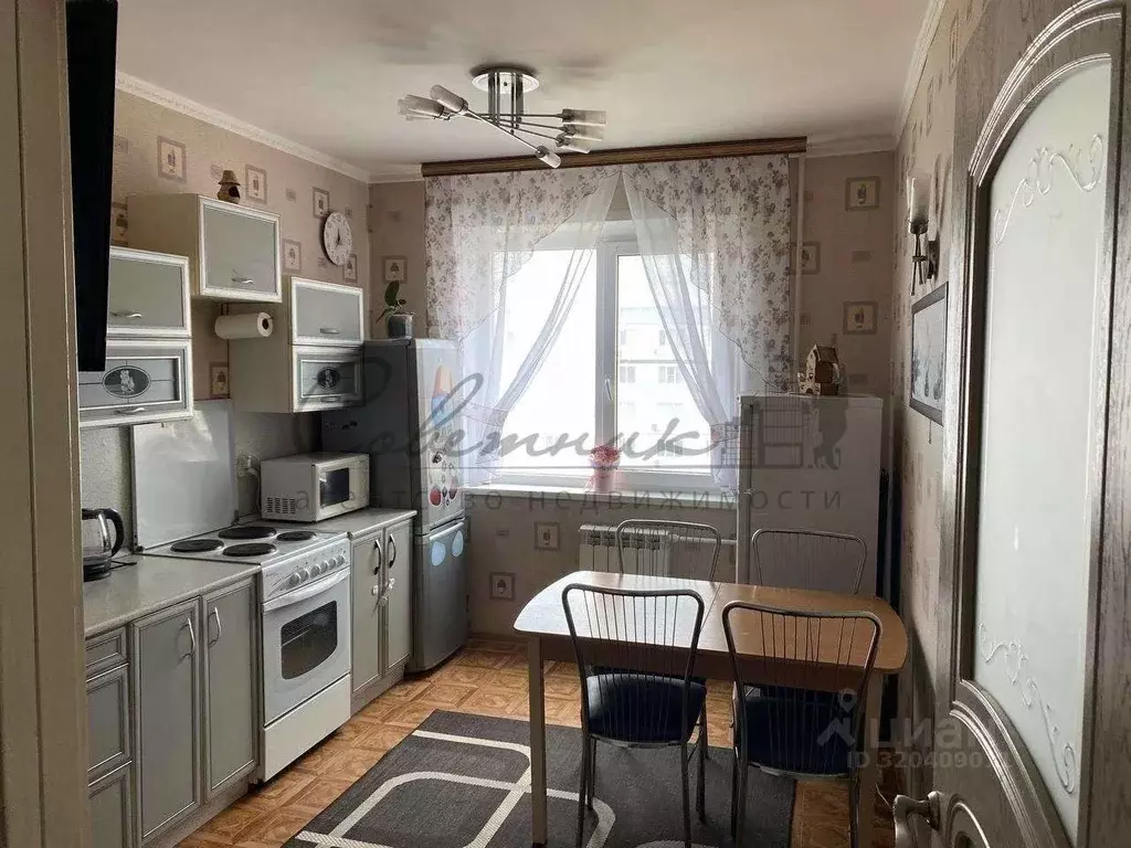 3-к кв. Белгородская область, Старый Оскол Северный мкр, 30 (63.4 м) - Фото 2