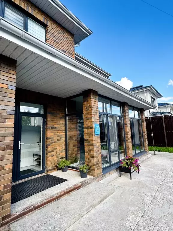 Дом в Татарстан, Казань ул. Александра Ключарева, 17Ж (235 м) - Фото 1