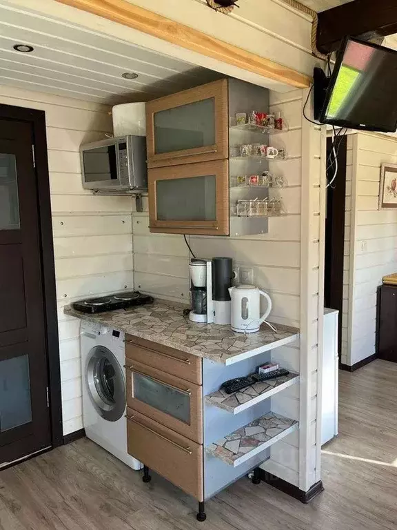 Дом в Ленинградская область, Кингисеппский район, Котельское с/пос, д. ... - Фото 2