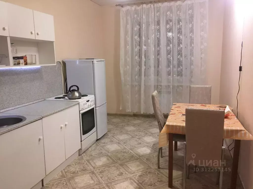 1-к кв. Тюменская область, Тюмень ул. Линейная, 7 (45.0 м) - Фото 0