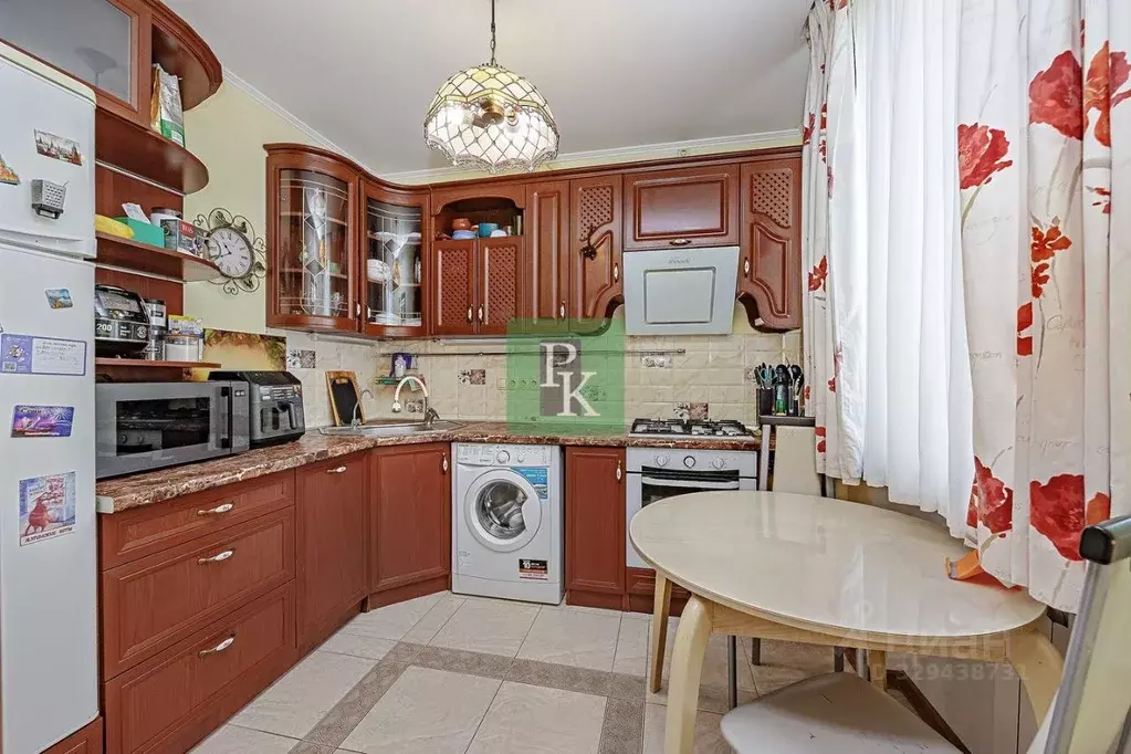 2-к кв. Севастополь просп. Генерала Острякова, 45 (53.0 м) - Фото 1