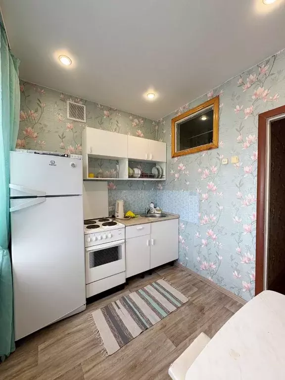 1-к кв. Кемеровская область, Кемерово Октябрьский просп., 20А (31.4 м) - Фото 2