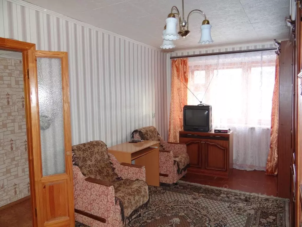 1-к кв. Омская область, Омск наб. Иртышская, 35 (32.0 м) - Фото 0