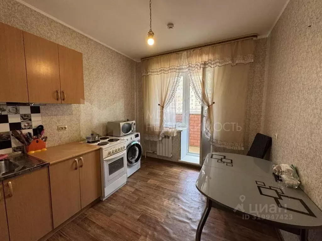 2-к кв. Тюменская область, Тюмень ул. Андрея Бушуева, 4к1 (51.0 м) - Фото 0