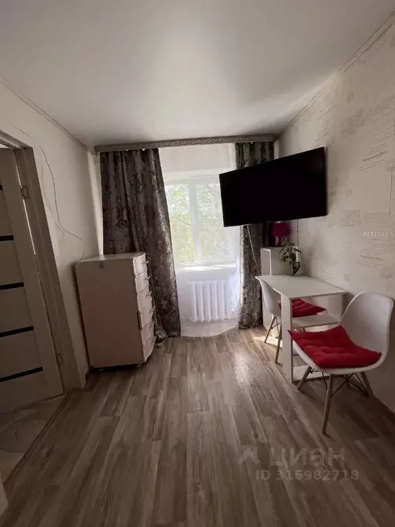 2-к кв. Башкортостан, Салават ул. Ленина, 13 (43.0 м) - Фото 0