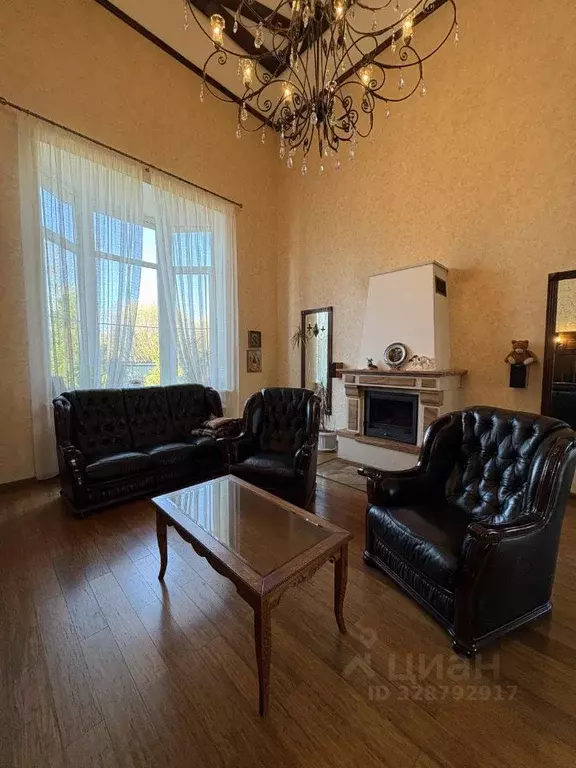 Дом в Ленинградская область, Гатчинский муниципальный округ, д. Нижняя ... - Фото 2