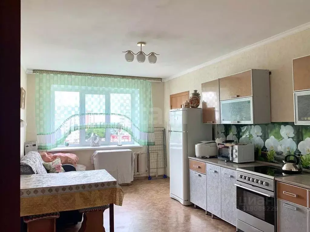 2-к кв. Омская область, Омск ул. 1-я Железнодорожная, 20 (64.9 м) - Фото 1