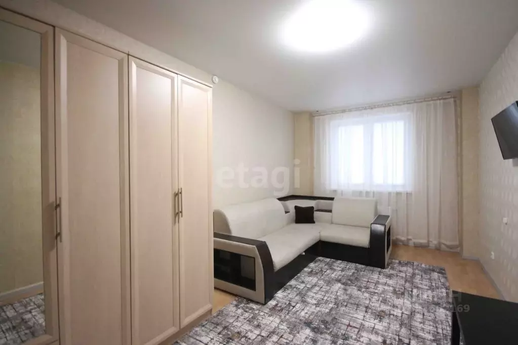 2-к кв. Ямало-Ненецкий АО, Новый Уренгой Тундровая ул., 12 (46.7 м) - Фото 1