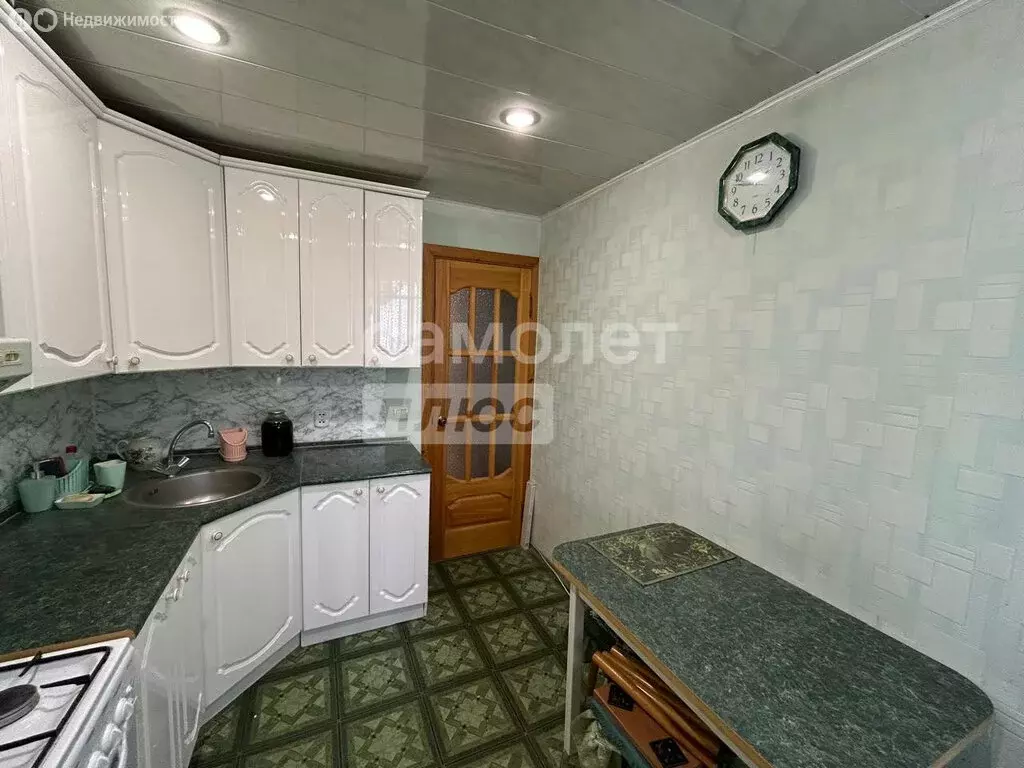 3-комнатная квартира: Киров, улица Маклина, 46А (61.2 м) - Фото 1