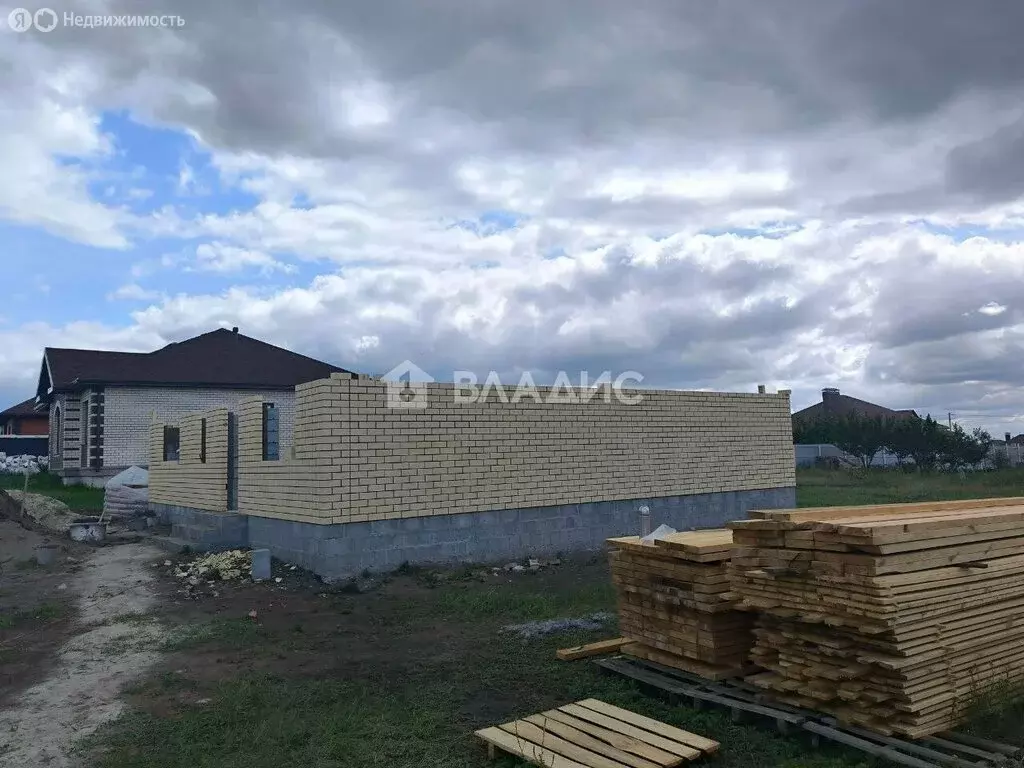 Дом в Майский, квартал Майский-80, Вольная улица (93 м) - Фото 1