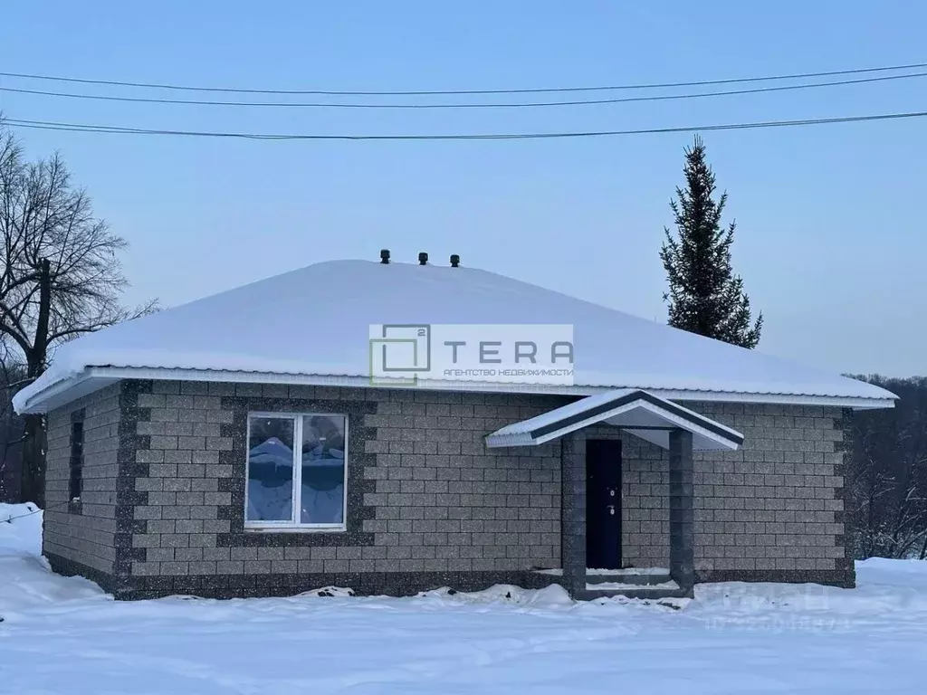 Дом в Башкортостан, Иглинский район, Калтымановский сельсовет, с. ... - Фото 2