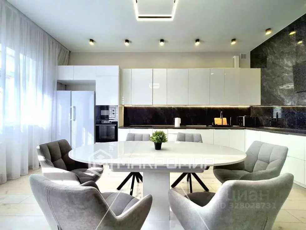 Таунхаус в Москва ул. Харлампиева, 24к7 (280 м) - Фото 1