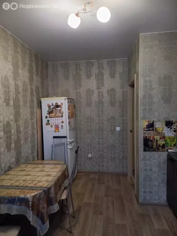 2-комнатная квартира: посёлок Строитель, микрорайон Южный, 6В (59.8 м) - Фото 1