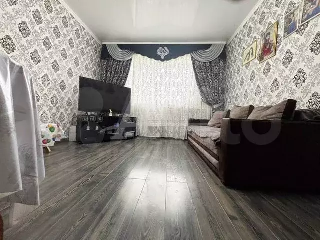3-к. квартира, 56 м, 1/2 эт. - Фото 0
