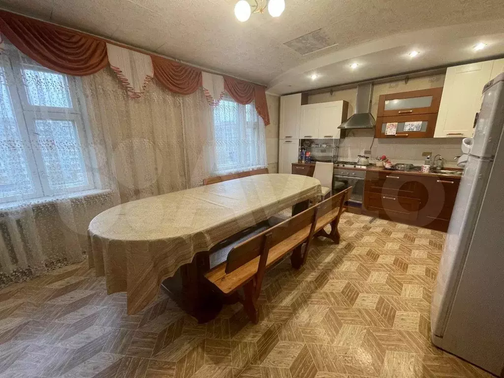 4-к. квартира, 140 м, 8/10 эт. - Фото 1