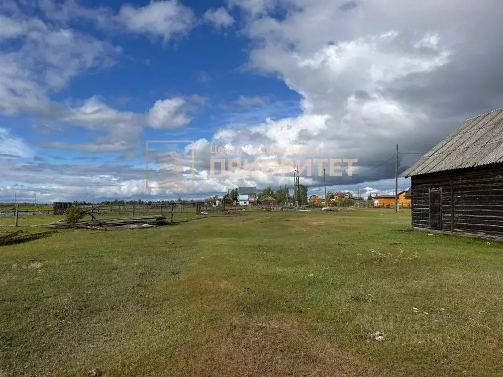 Участок в Саха (Якутия), Мегино-Кангаласский улус, Нерюктяйинский ... - Фото 0
