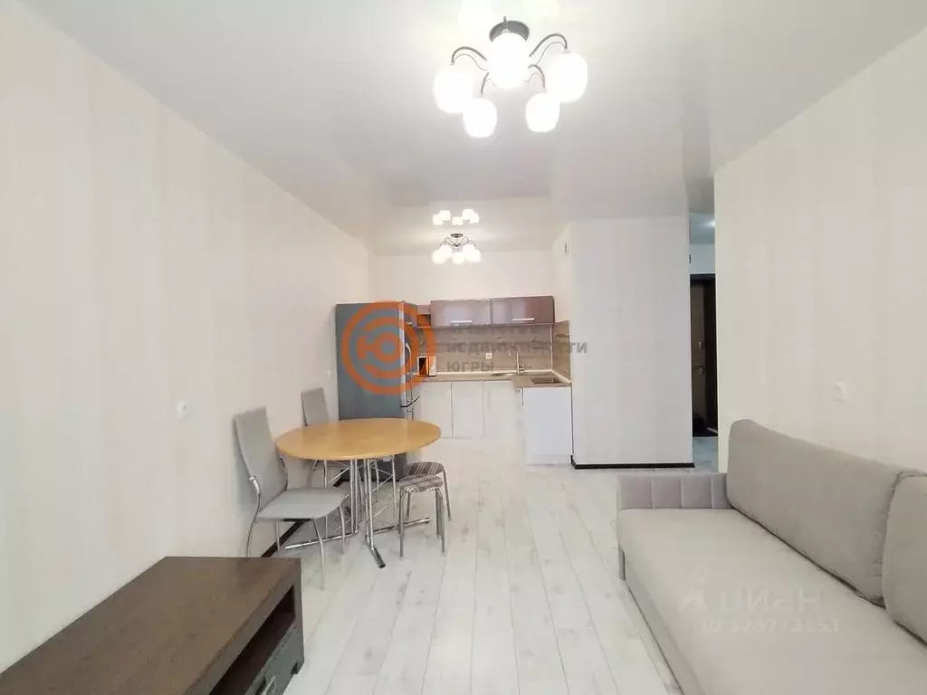 1-к кв. Тюменская область, Тюмень ул. 50 лет Октября, 57В (41.1 м) - Фото 0