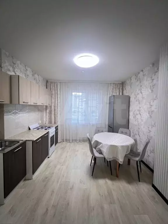 3-к. квартира, 80 м, 3/9 эт. - Фото 0