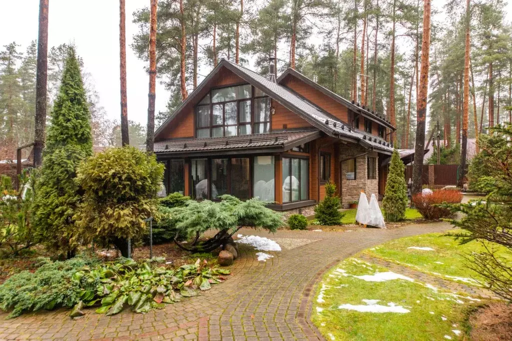 Дом в Ленинградская область, Выборгский район, Рощино пгт ул. ... - Фото 1