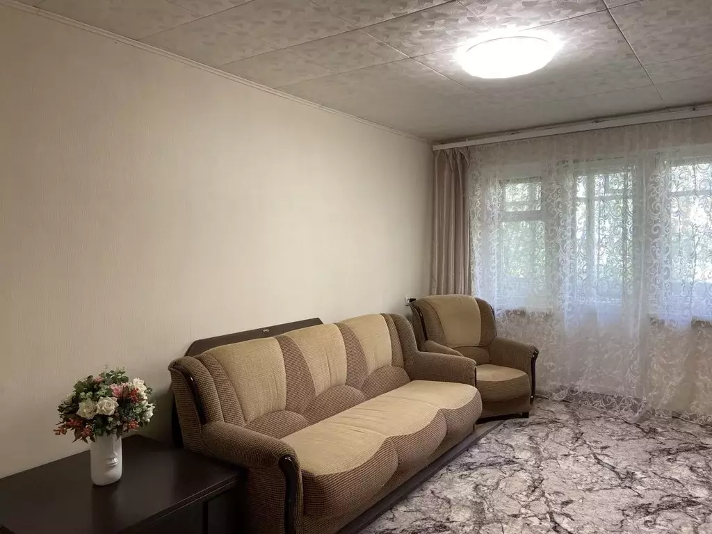 3-к кв. Кировская область, Киров Милицейская ул., 23а (59.5 м) - Фото 0