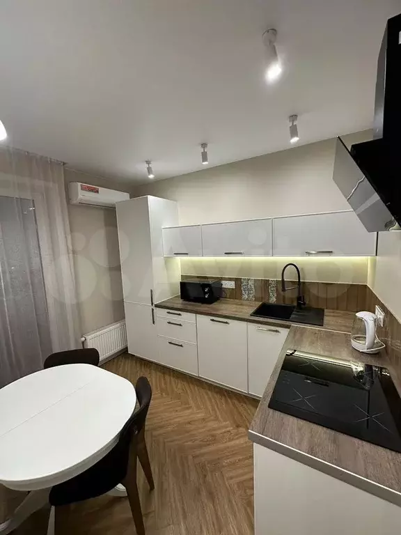 2-к. квартира, 40 м, 11/25 эт. - Фото 0