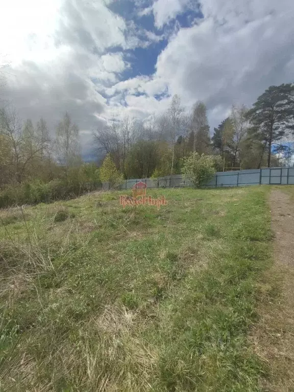 Участок в Московская область, Сергиево-Посадский городской округ, д. ... - Фото 1