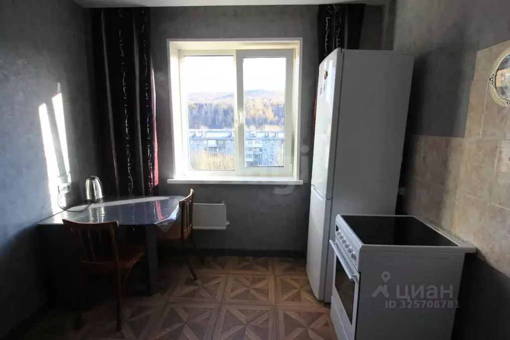 2-к кв. Красноярский край, Красноярск ул. 60 лет Октября, 34 (53.0 м) - Фото 1