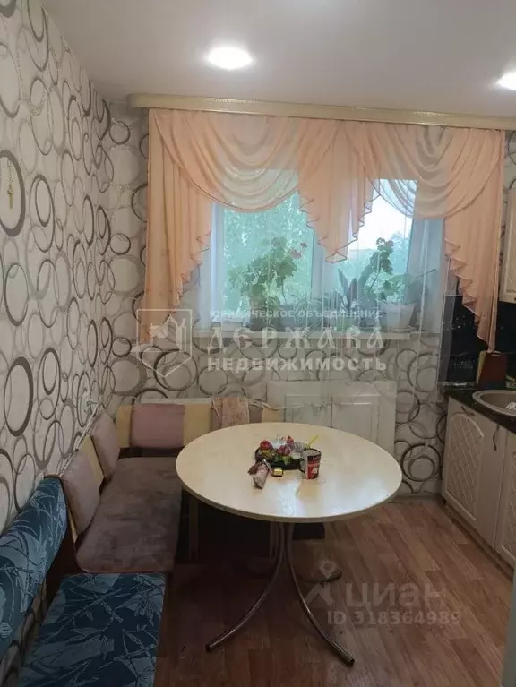 4-к кв. Кемеровская область, Березовский просп. Ленина, 58 (80.0 м) - Фото 0