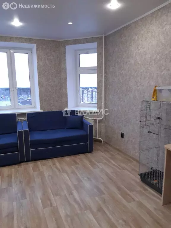 3-комнатная квартира: Тобольск, микрорайон 7А, 27 (69 м) - Фото 1