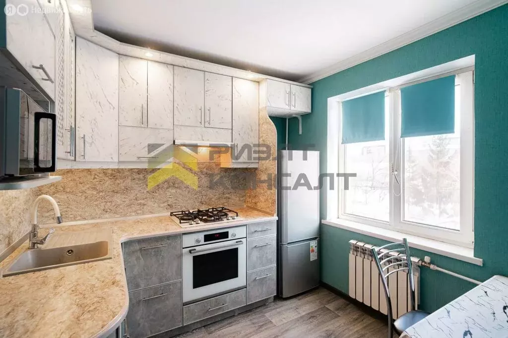 1-комнатная квартира: Омск, улица Дианова, 8/5 (36 м) - Фото 0