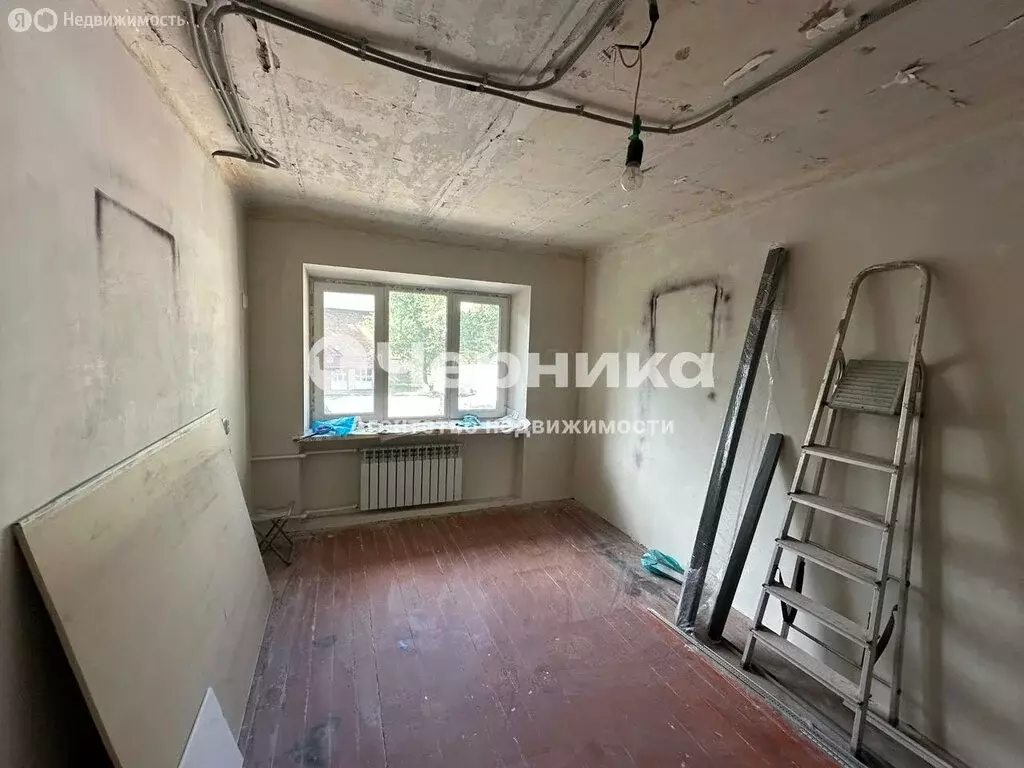 1-комнатная квартира: Шахты, улица Горбунова, 12 (32 м) - Фото 1