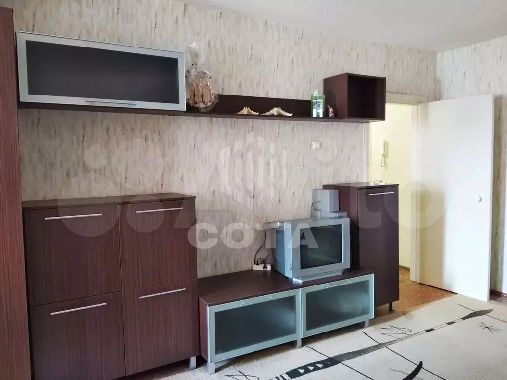 1-к. квартира, 40 м, 8/10 эт. - Фото 1