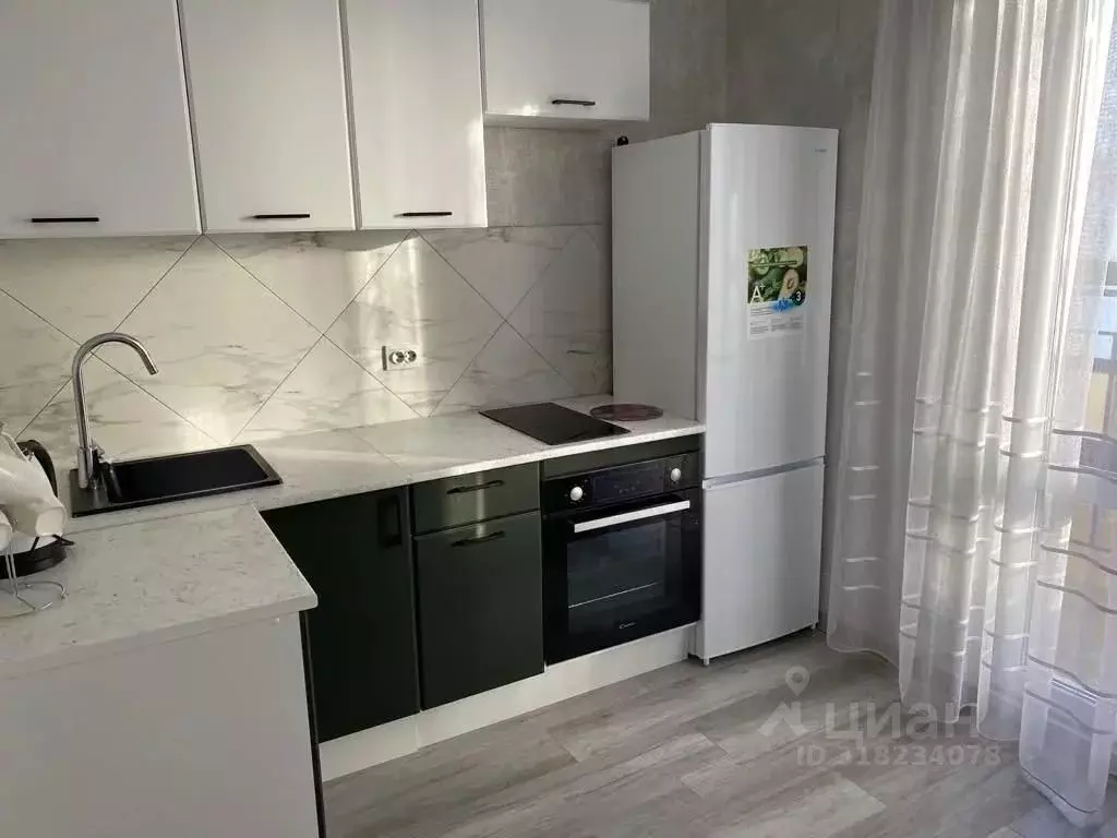 1-к кв. Татарстан, Казань ул. Александра Курынова, 4к3 (40.0 м) - Фото 0
