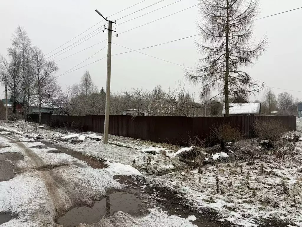 Участок в Новгородская область, Малая Вишера Зеленая ул. (13.0 сот.) - Фото 2