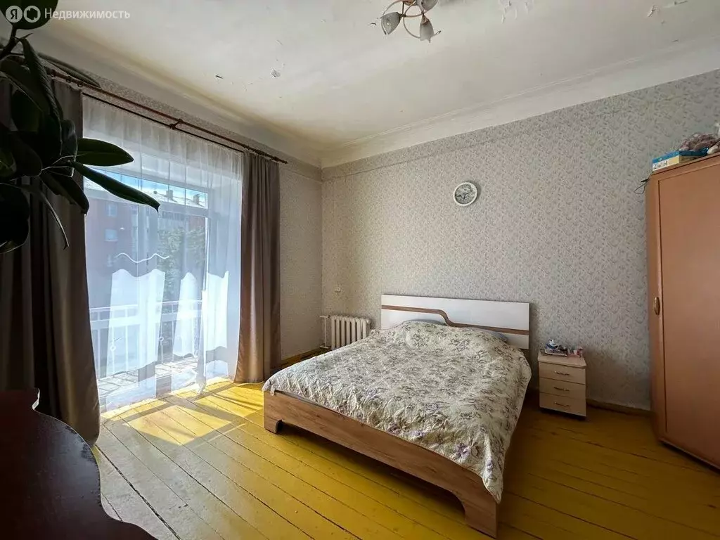 3-комнатная квартира: Иркутск, улица Розы Люксембург, 29 (81.4 м) - Фото 1