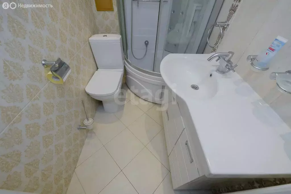 3-комнатная квартира: Тюмень, Широтная улица, 129к3 (122 м) - Фото 0