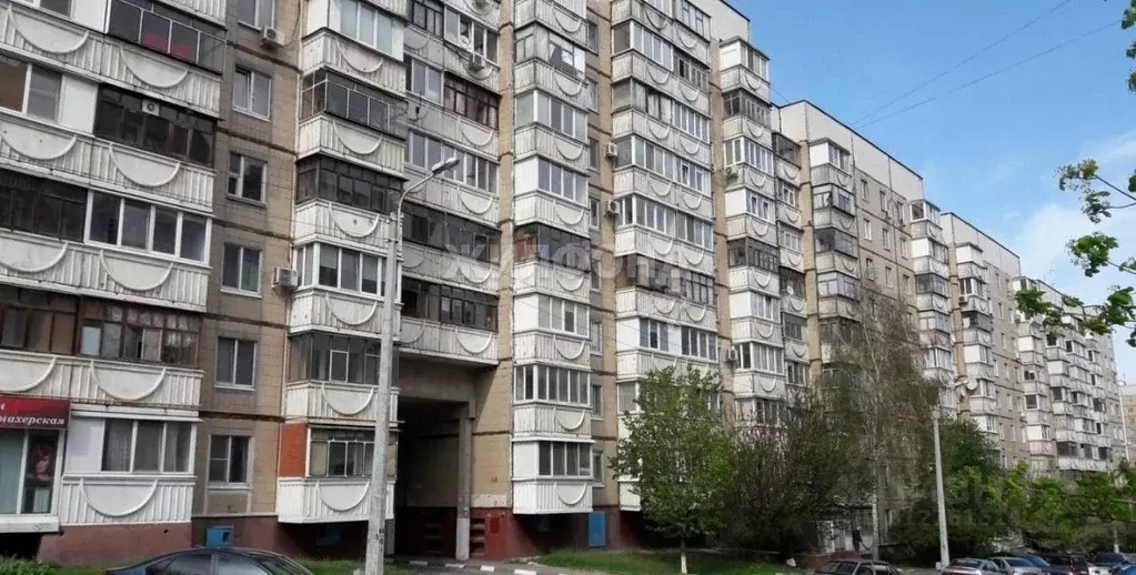 3-к кв. Белгородская область, Белгород ул. 5 Августа, 17 (74.0 м) - Фото 0