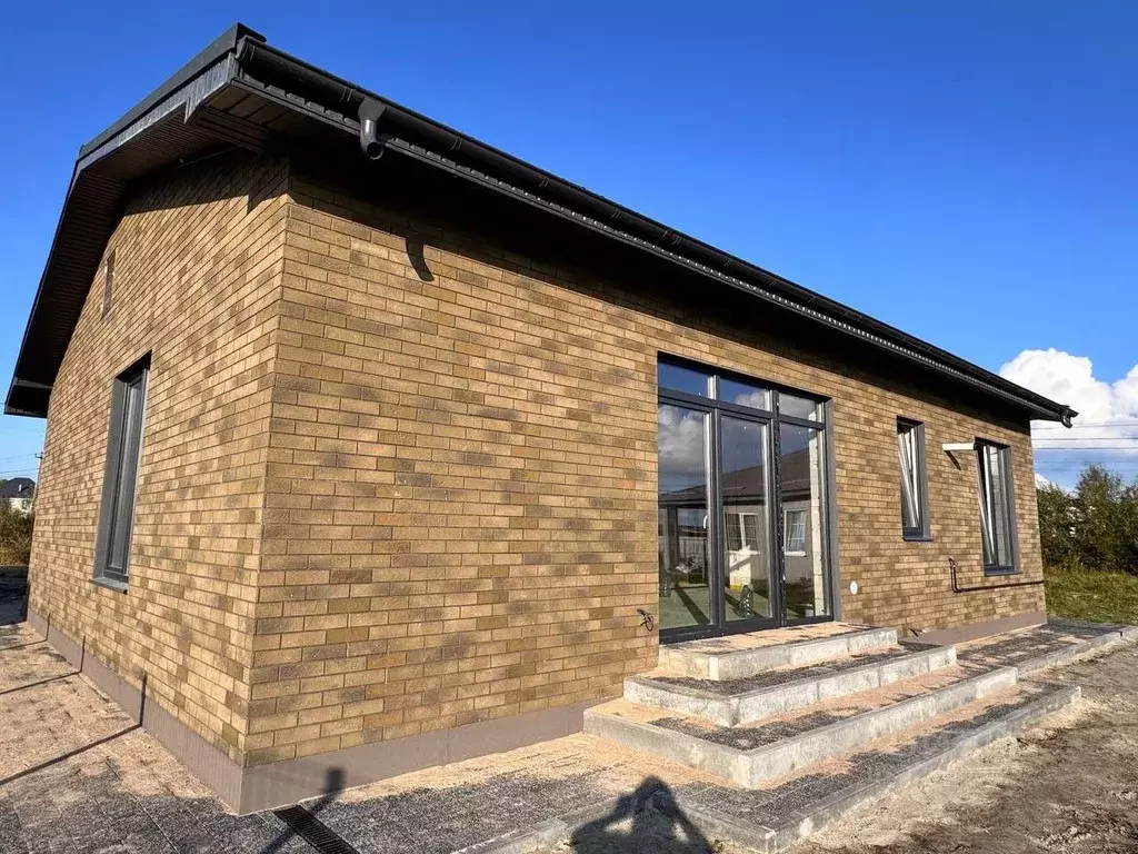 Дом в Калининградская область, Гурьевский муниципальный округ, пос. ... - Фото 2