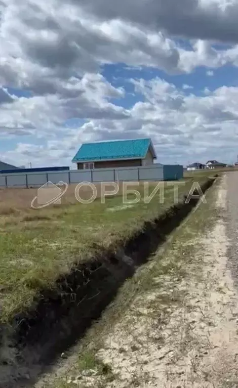 Участок в Тюменская область, Тюменский муниципальный округ, с. Чикча  ... - Фото 2