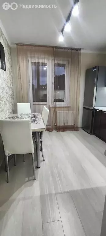 1-комнатная квартира: Новочебоксарск, улица Строителей, 6 (40 м) - Фото 1