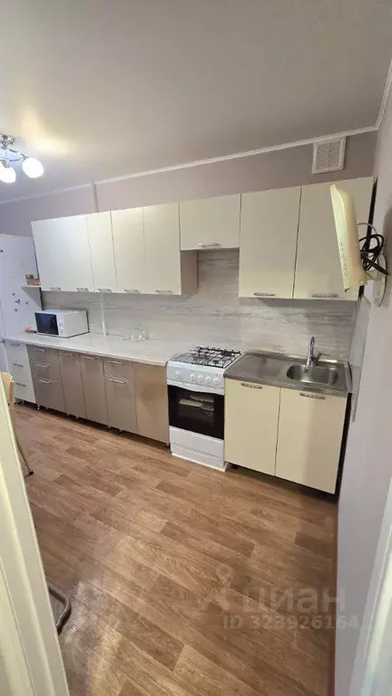 1-к кв. Саратовская область, Саратов Деловая ул., 26 (36.0 м) - Фото 0