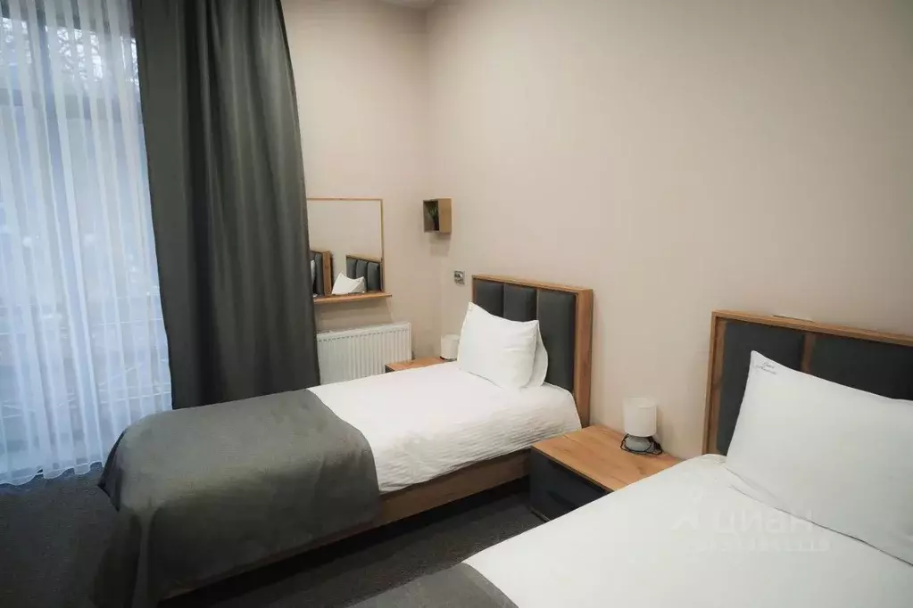 Комната Карачаево-Черкесия, Зеленчукский район, с. Архыз ул. ... - Фото 2