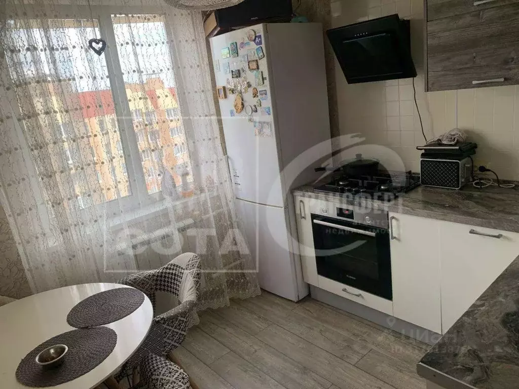 2-к кв. Воронежская область, Воронеж Новый Бомбей мкр,  (54.7 м) - Фото 1