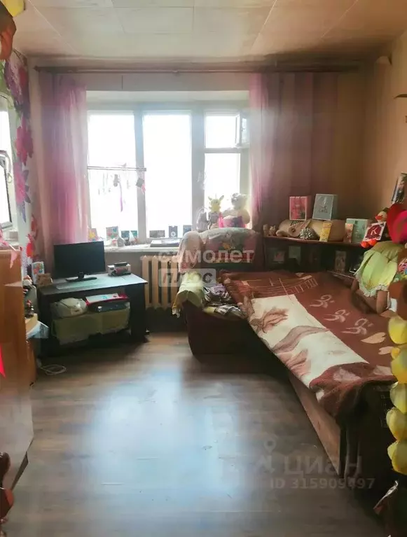 Комната Смоленская область, Смоленск ул. Попова, 38Ак2 (16.9 м) - Фото 0