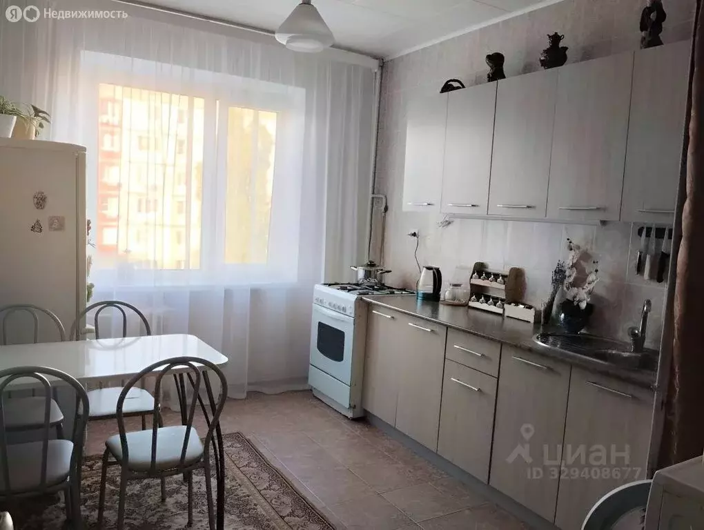 3-комнатная квартира: Азов, улица Пушкина, 115 (62.9 м) - Фото 1