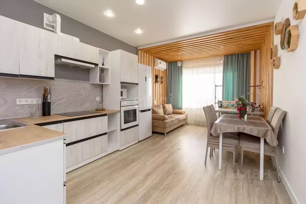 1-к кв. Тюменская область, Тюмень Комбинатская ул., 54к2 (45.2 м) - Фото 1