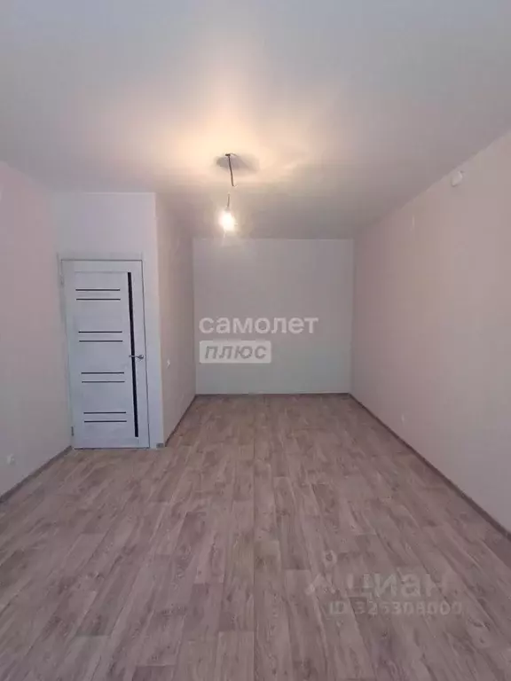 1-к кв. Ямало-Ненецкий АО, Ноябрьск Магистральная ул., 17 (36.7 м) - Фото 1