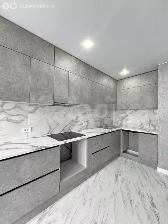 2-комнатная квартира: Энгельс, Трудовая улица, 12/5 (48 м) - Фото 1