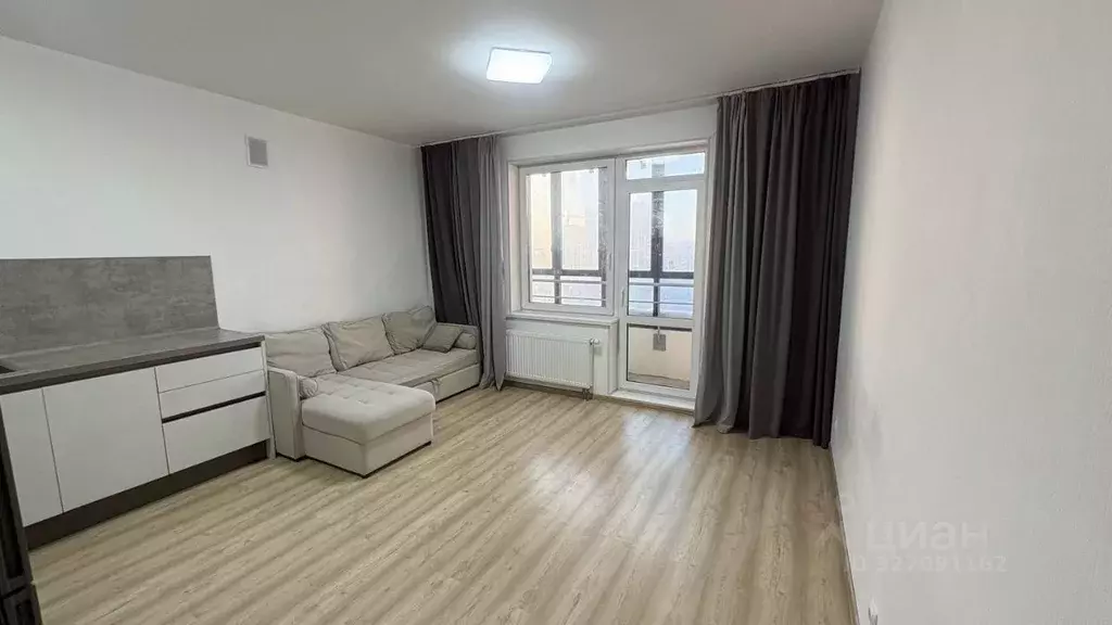 Студия Свердловская область, Екатеринбург ул. Академика Парина, 40/3 ... - Фото 1