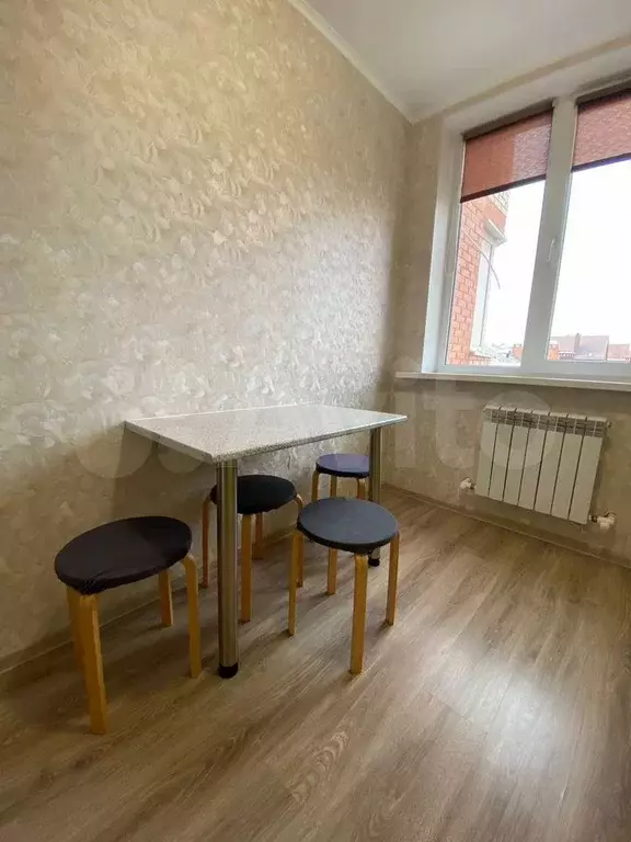 1-к. квартира, 36 м, 4/10 эт. - Фото 1